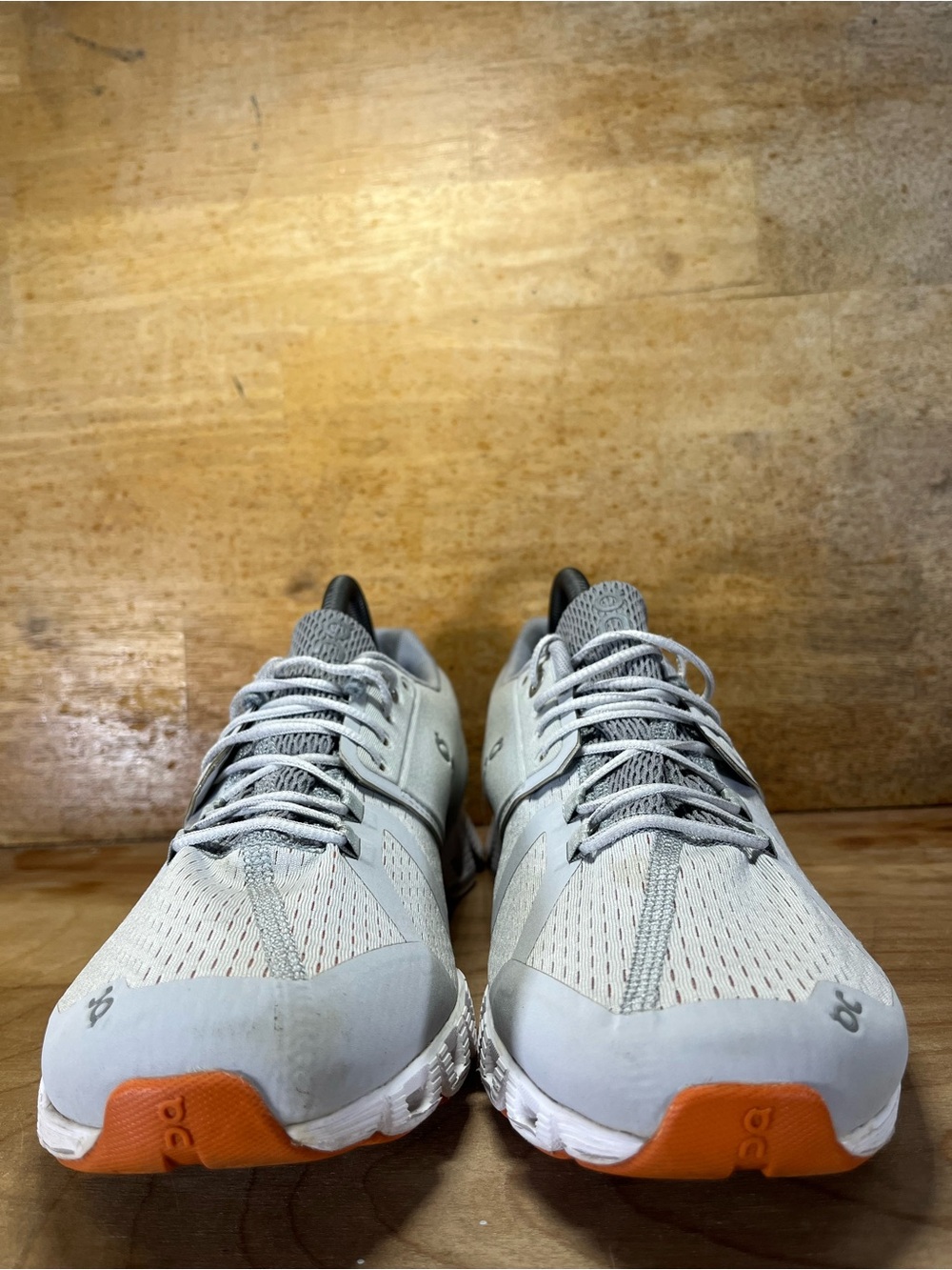 On Cloud 5 LIGHTWEIGHT REFLECTIVE Womens Size 9.5 Running Shoes Sneakers Gray - Picture 2 of 15